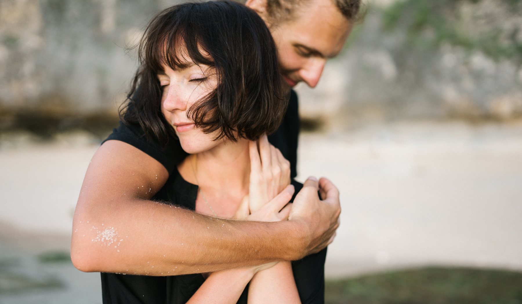Pic 8 Large Horizontal – twin flames close to each other twin flames close to each other